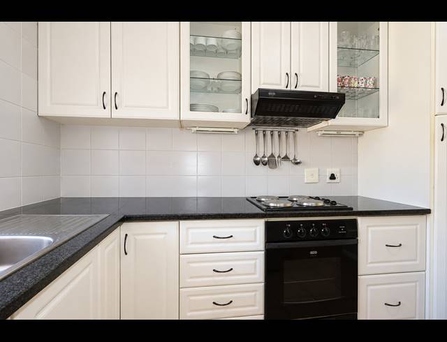 2 BEDROOM TOWNHOUSE FOR SALE IN WATERFALL